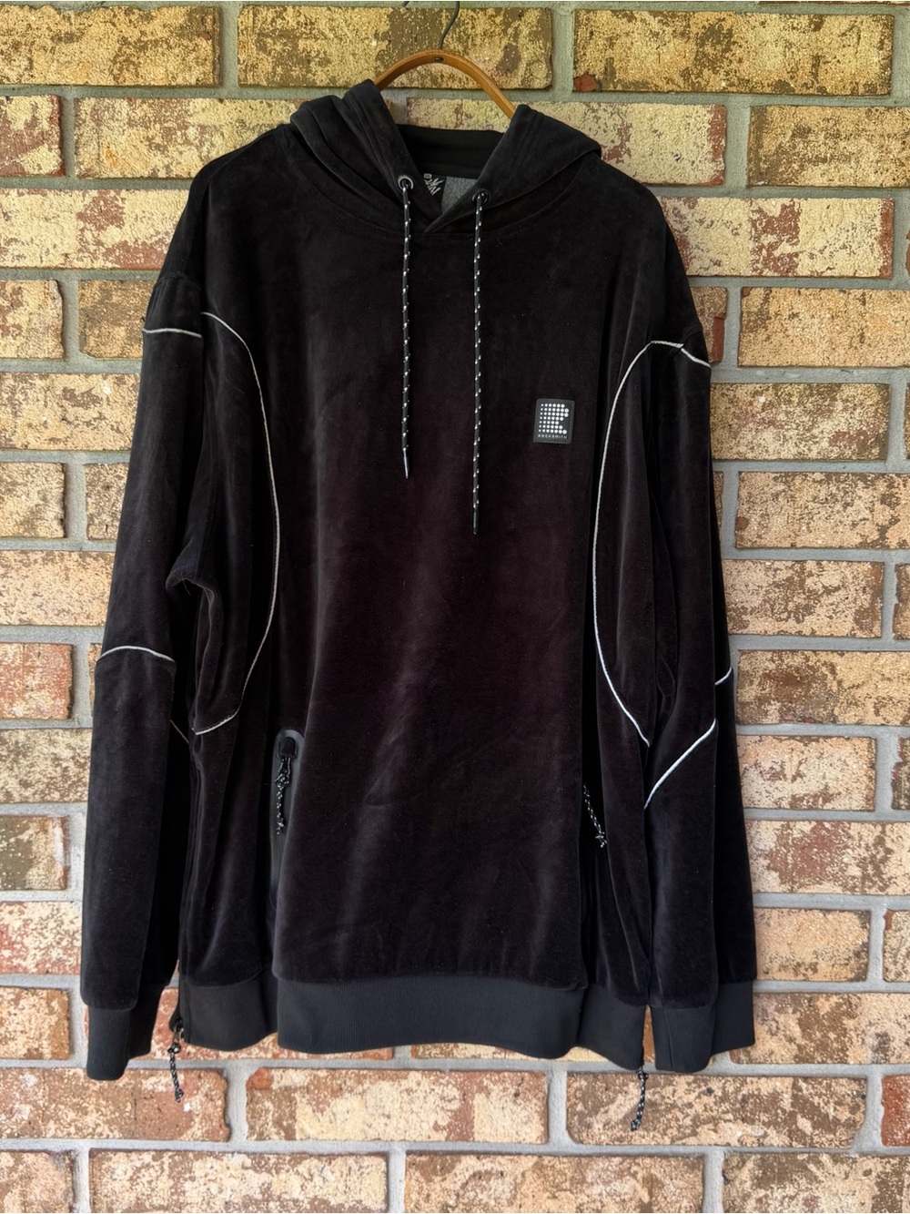 Men’s Rocksmith Hoodie Size 2XL Black Velour Zippered Pockets Excellent!